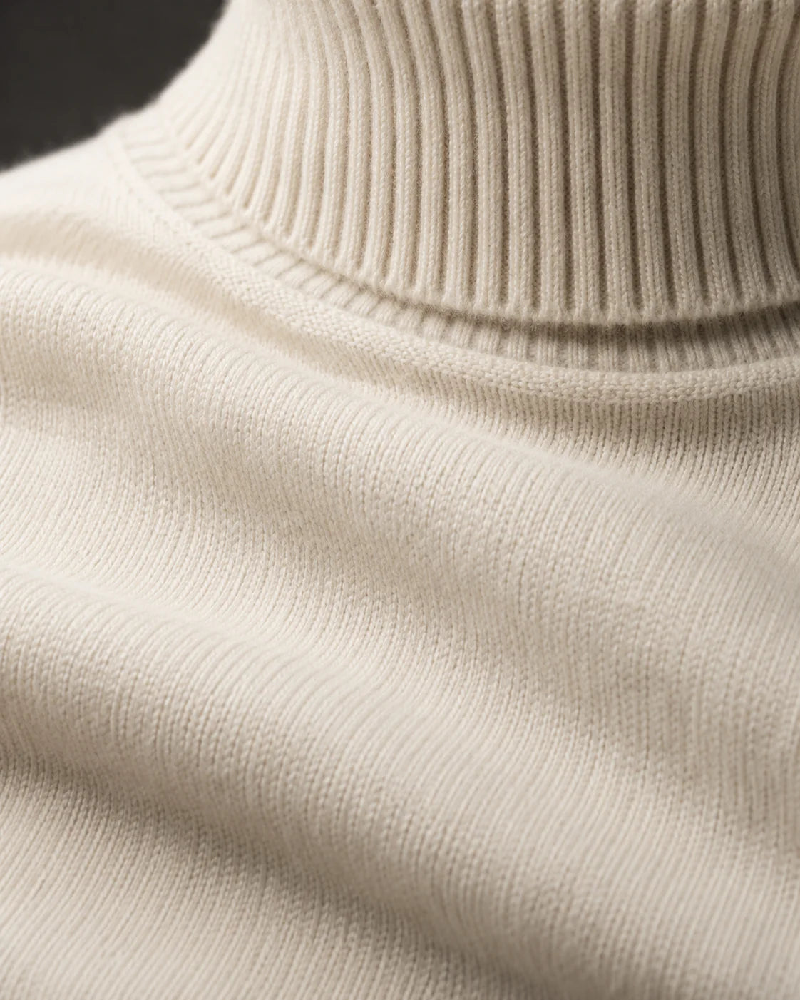 Maison Noir Atelier Merino Roll-Neck